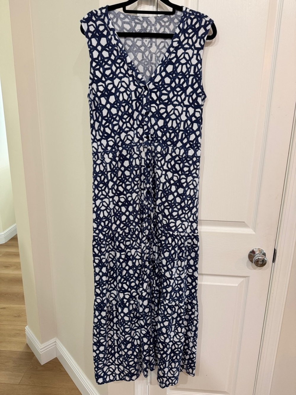 Duffield Lane Navy and White Printed Sleeveless Maxi Dress